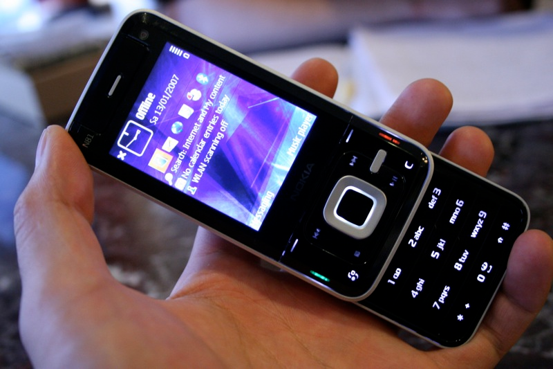 Illustration for article titled Hands On the Nokia N81 (Verdict: Really Loud Music Phone)